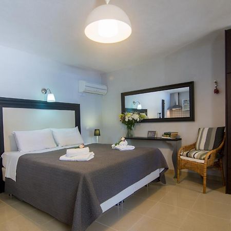 Villa Elaia Suites & Apartments No.4 Ґайос Екстер'єр фото