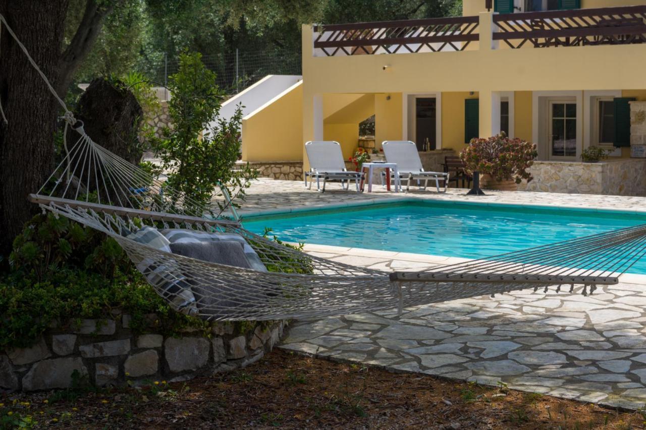 Villa Elaia Suites & Apartments No.4 Ґайос Екстер'єр фото